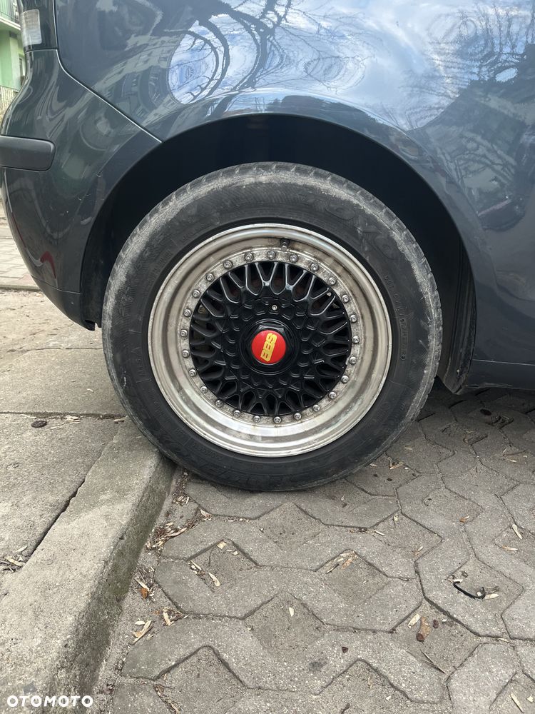 Volkswagen Polo - 11