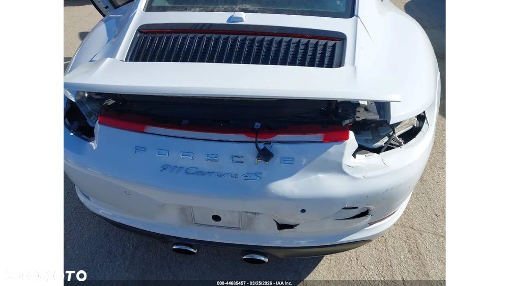 Porsche 911 Carrera 4S PDK - 9