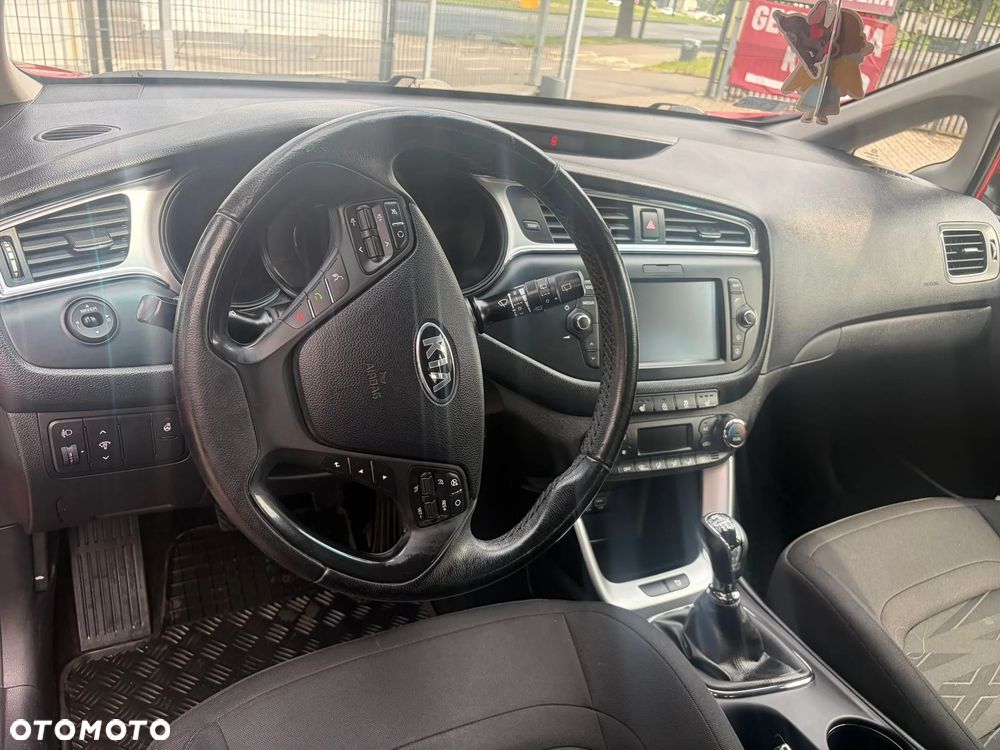 Kia Ceed 1.4 L Business Line - 12