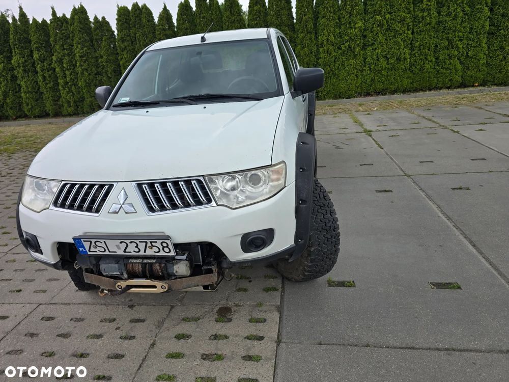 Mitsubishi L200 2.5 DID DC Invite - 25