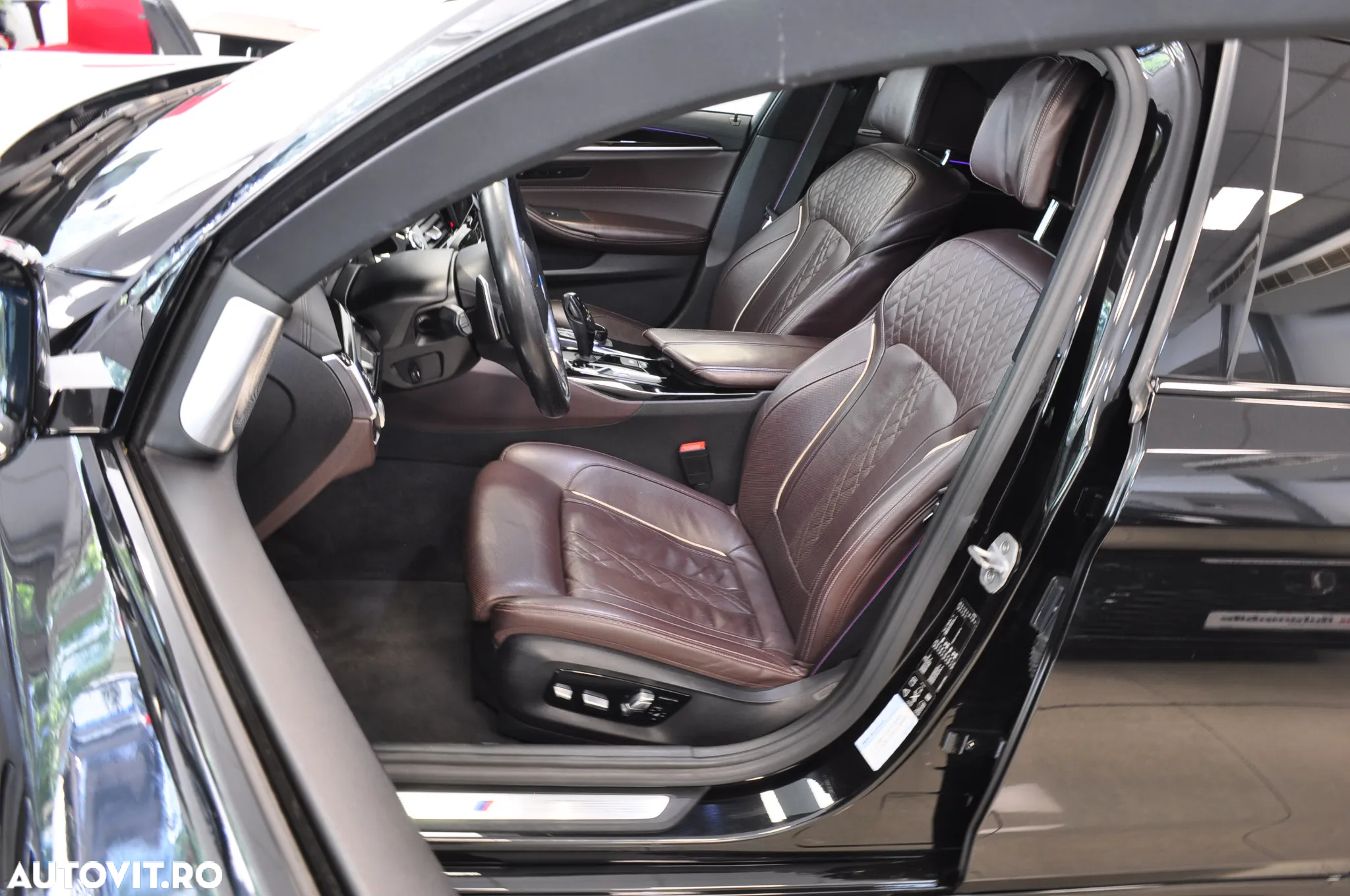BMW Seria 5 540d xDrive AT - 12