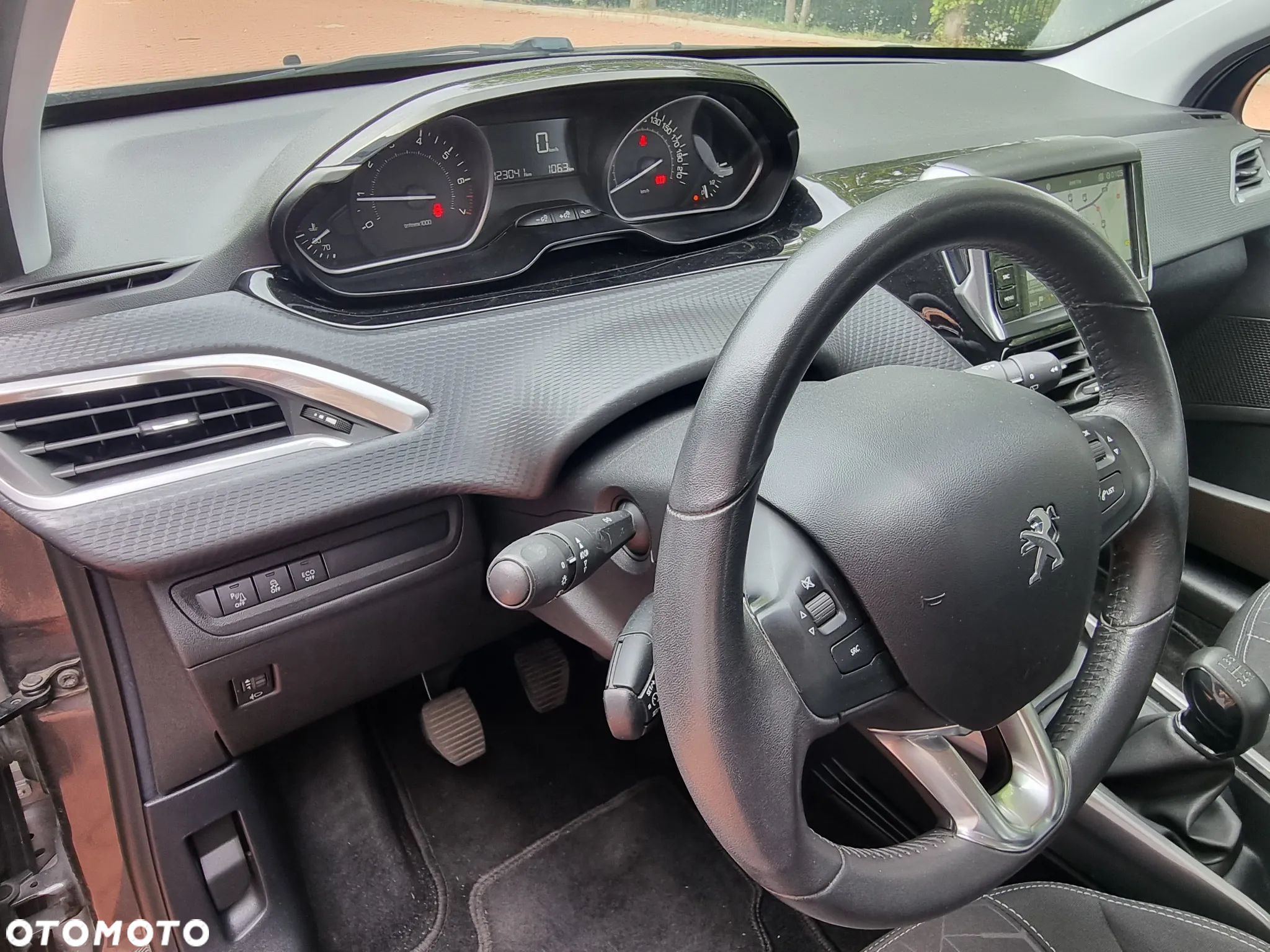 Peugeot 2008 PureTech 110 Stop&Start Allure - 18