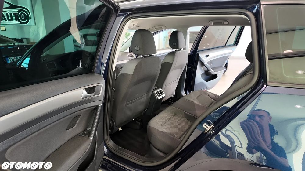 Volkswagen Golf 2.0 BlueTDI Comfortline - 30