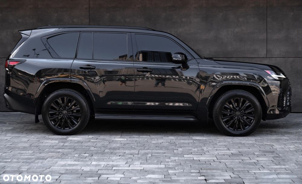 Lexus LX - 5