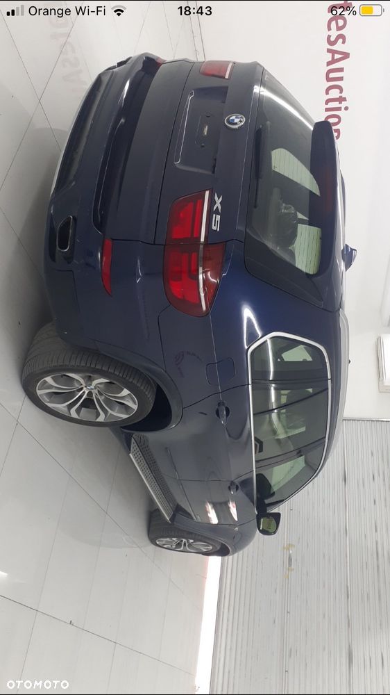 BMW X5 5.0i xDrive - 23