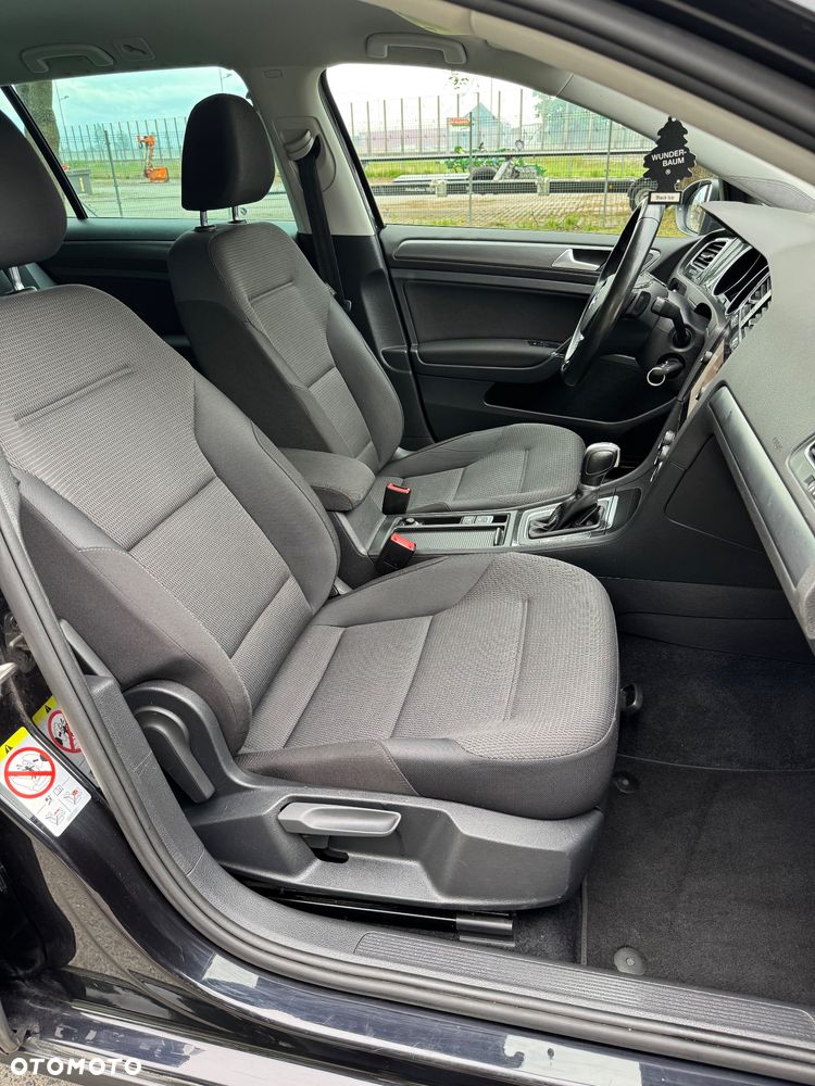 Volkswagen Golf 1.6 TDI DSG Sound - 16