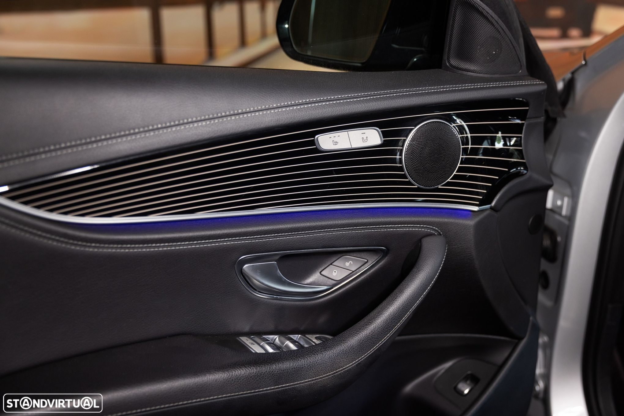 Mercedes-Benz E 220 d AMG Line - 19