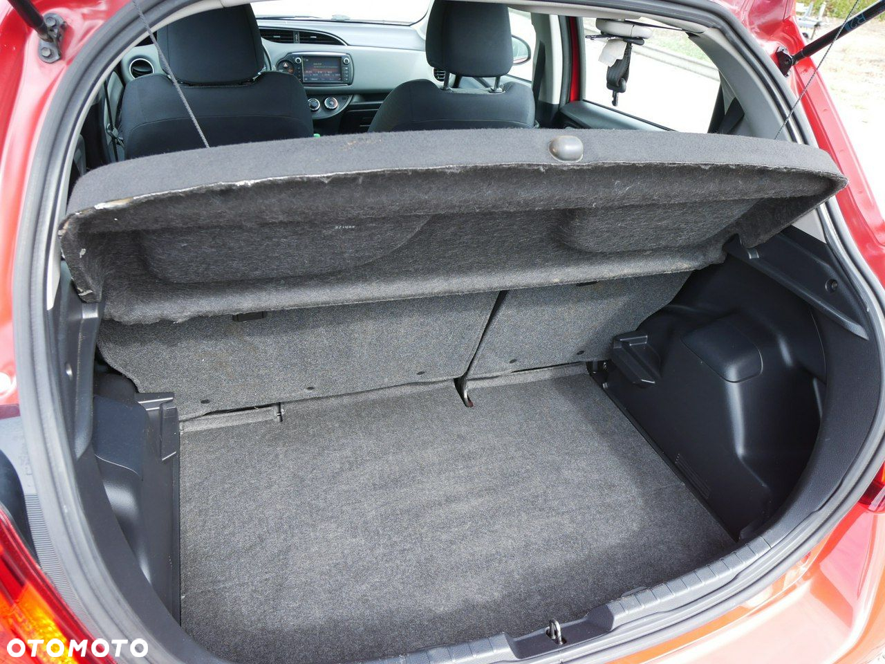 Toyota Yaris 1.0 Active EU6 - 11