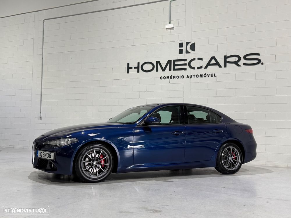 Alfa Romeo Giulia 2.2 D AT8 - 3