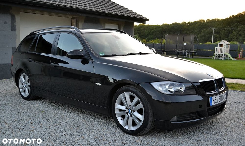 BMW Seria 3 320d DPF - 1