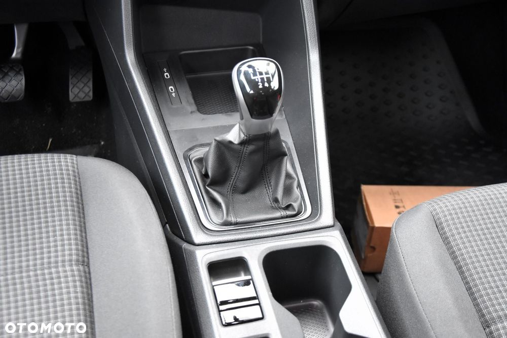 Volkswagen Caddy - 12