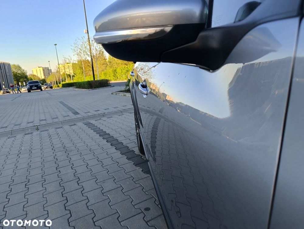 Peugeot 2008 BlueHDi 100 STOP & START Active - 10