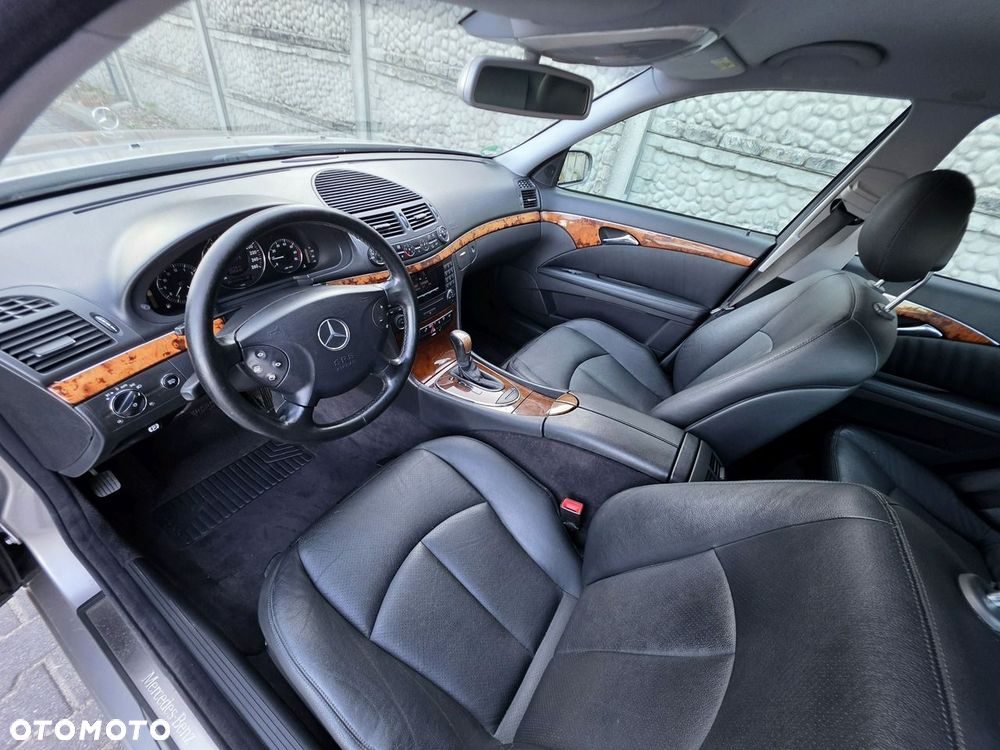 Mercedes-Benz Klasa E 200 Kompressor Automatik Elegance - 11