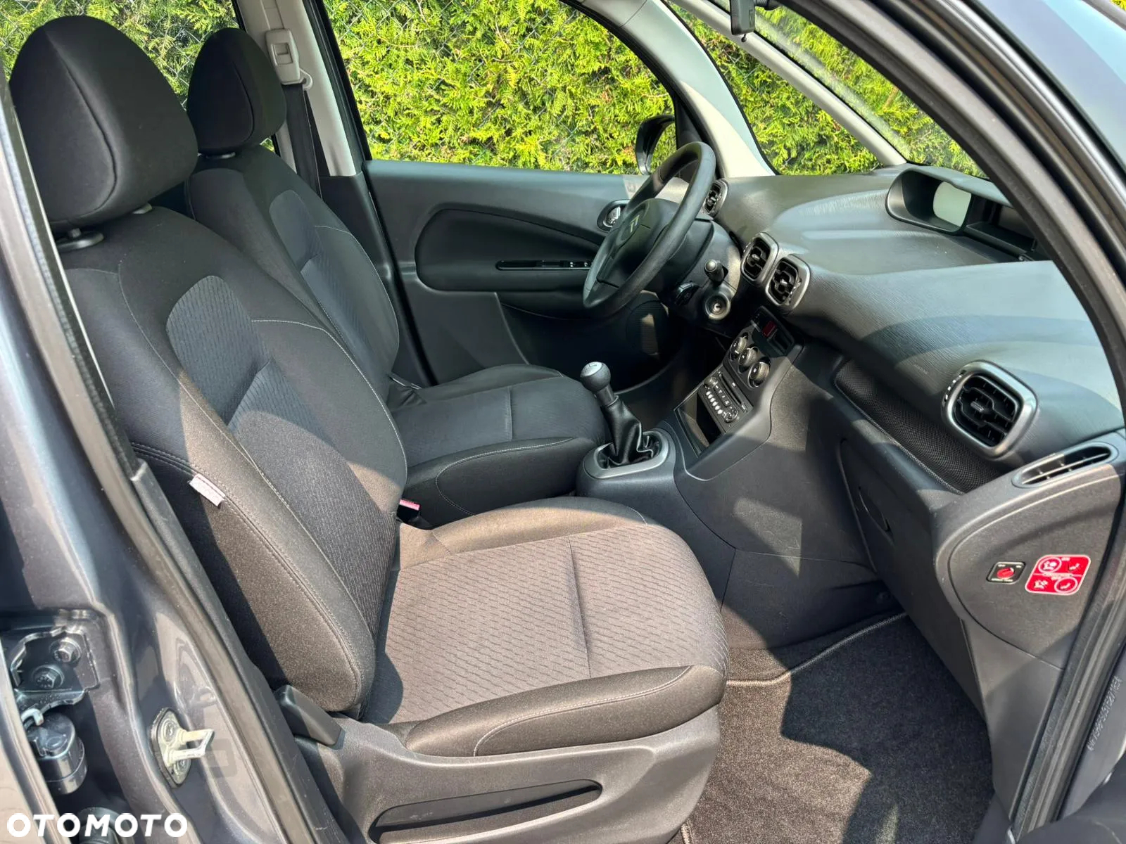 Citroën C3 Picasso 1.4i Attraction - 10