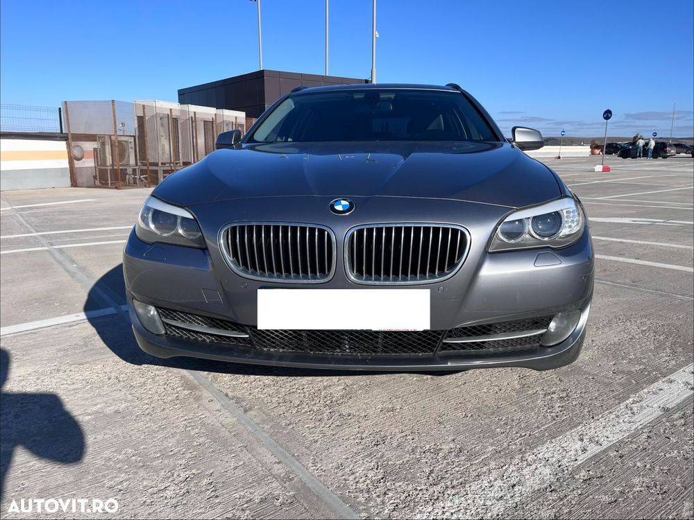 BMW Seria 5 525d xDrive - 1
