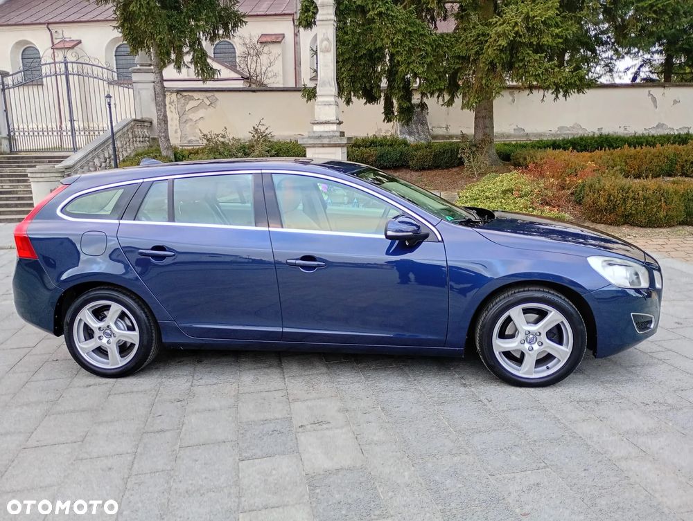 Volvo V60 T4 Edition - 18