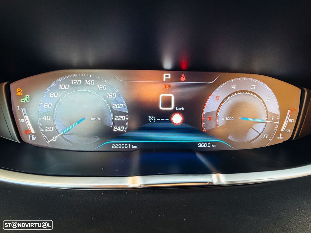 Peugeot 3008 BlueHDi 130 Stop & Start EAT8 Allure - 18