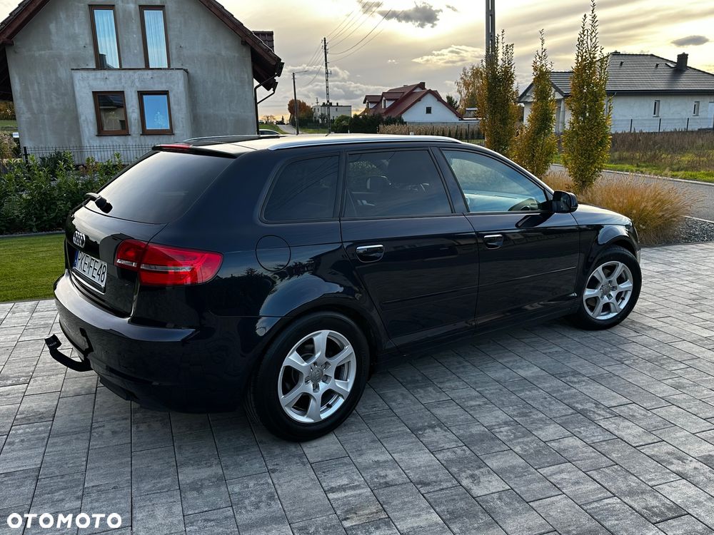 Audi A3 Sportback - 16