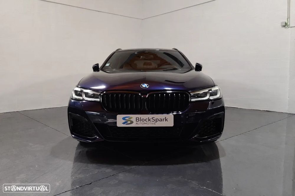 BMW 530 e Pack Desportivo M - 2