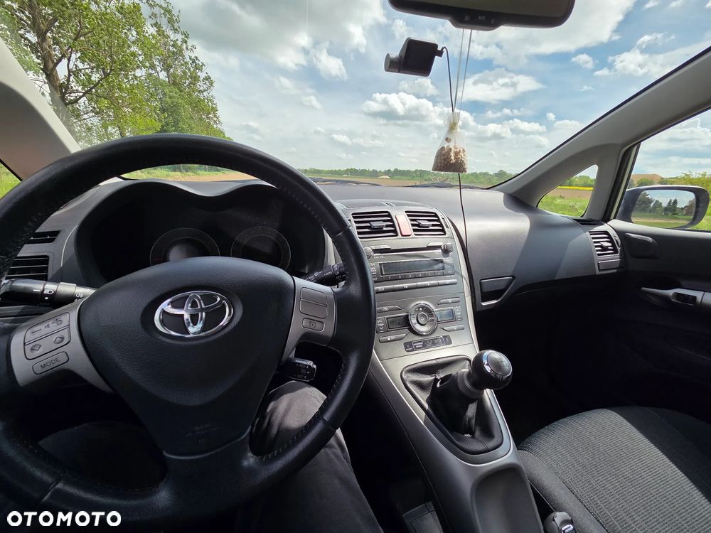 Toyota Auris 1.6 VVT-i Prestige - 12