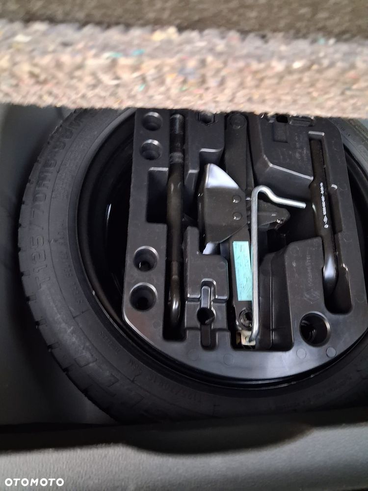 Renault Captur - 15