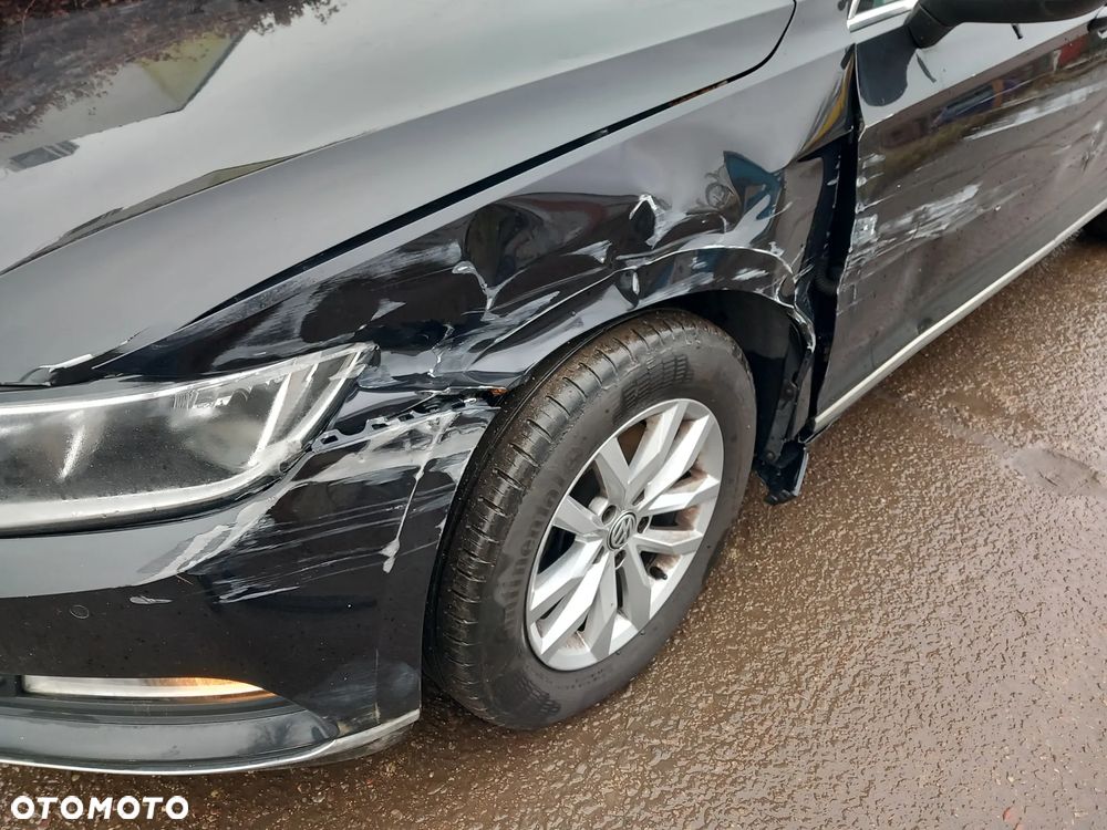 Volkswagen Passat 2.0 TDI SCR (BlueMotion Technology) Highline - 12