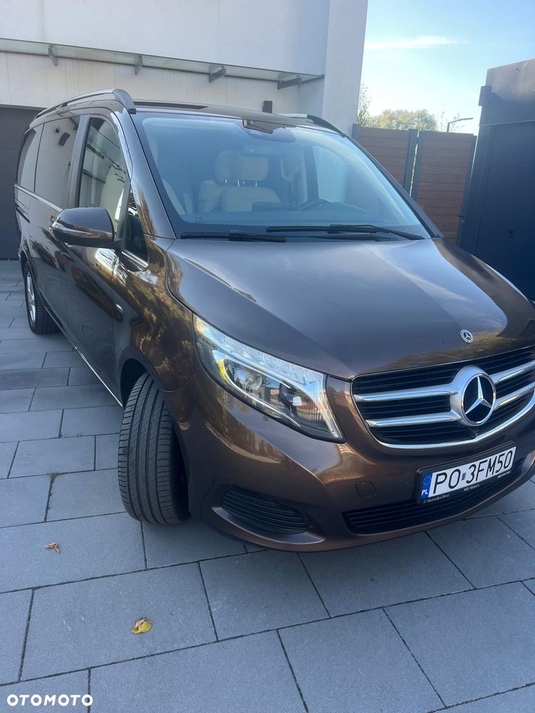 Mercedes-Benz V-Class 2017 photo 2