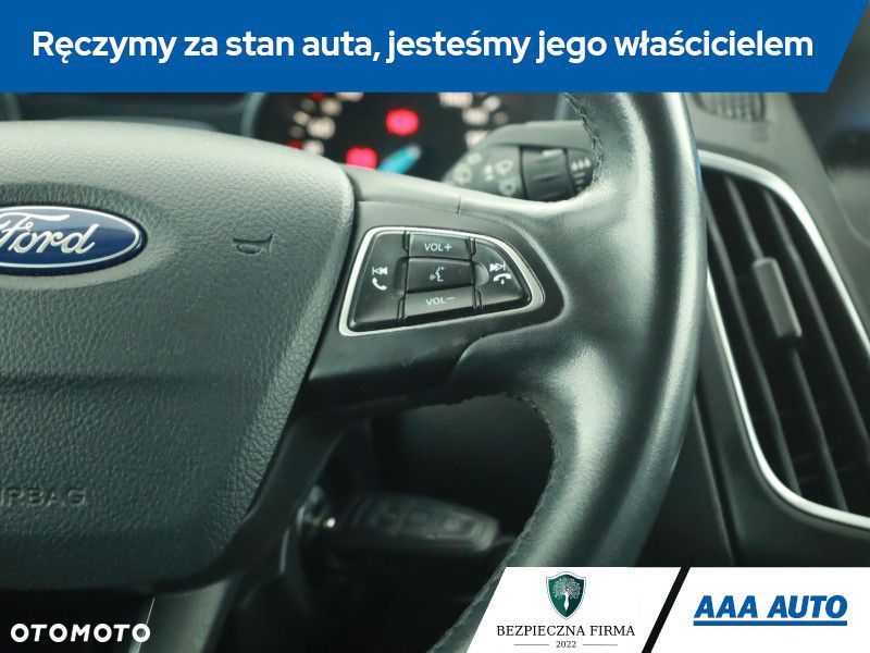 Ford Focus SW - 17