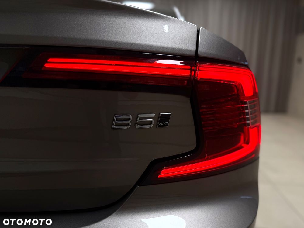 Volvo S90 B5 D AWD Inscription - 36