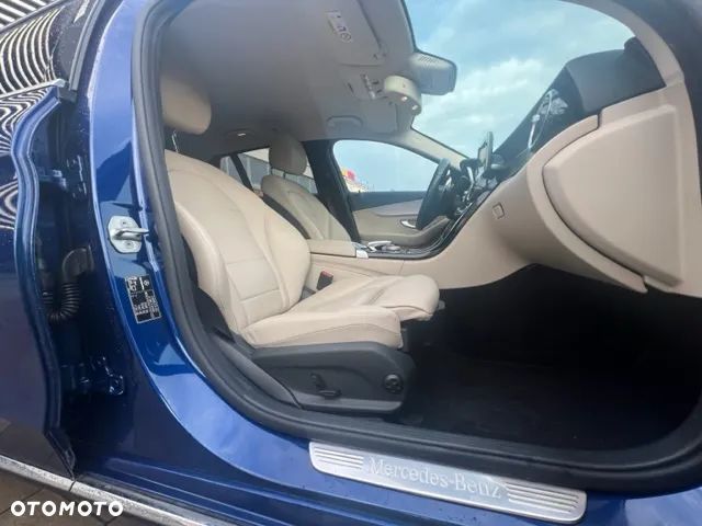 Mercedes-Benz Klasa C 200 7G-TRONIC Avantgarde - 22