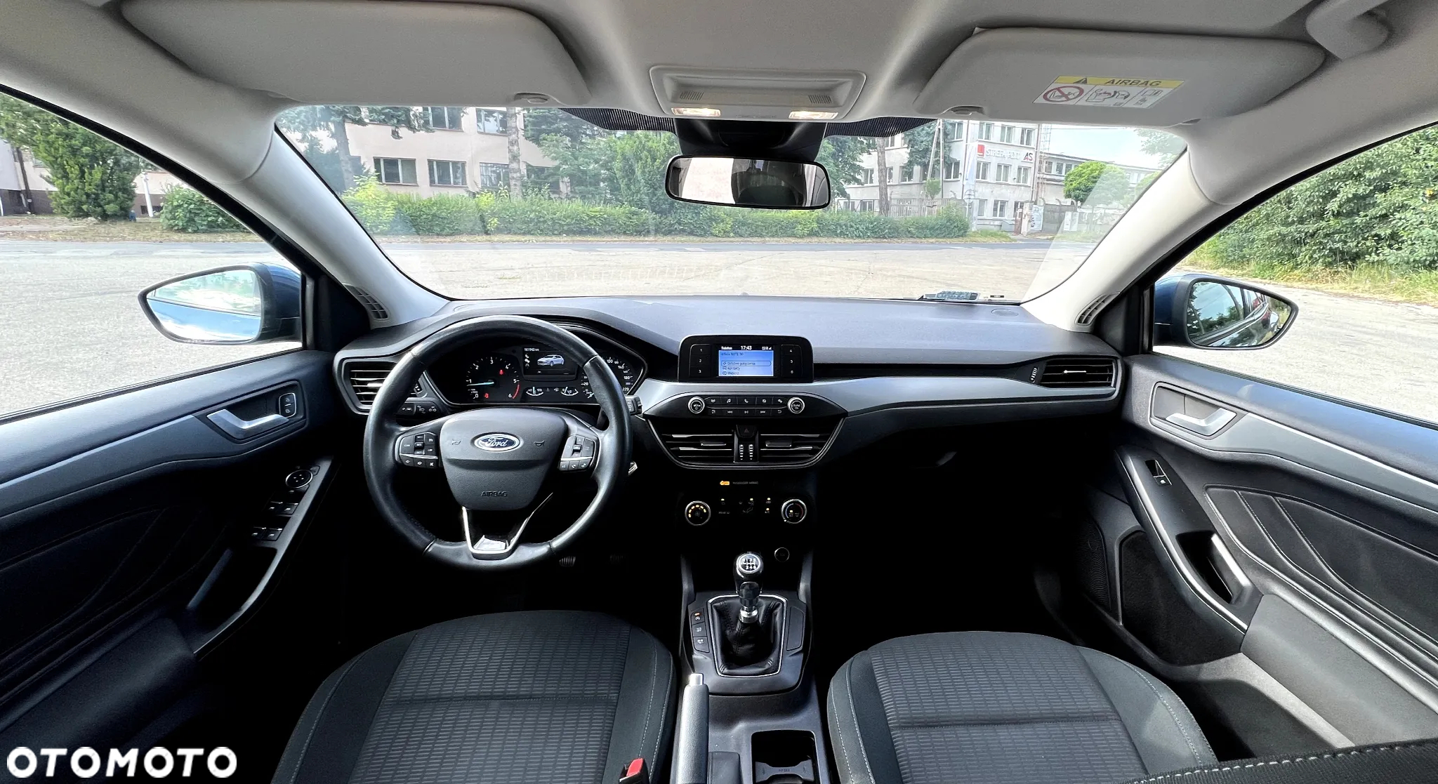 Ford Focus - 13