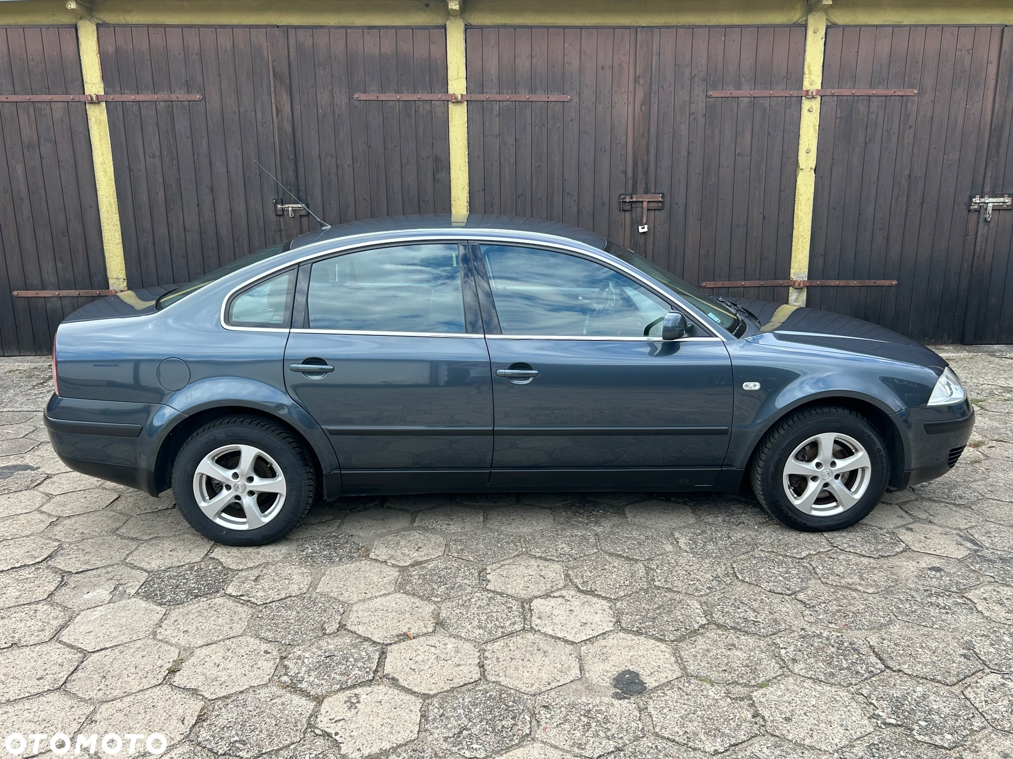 Volkswagen Passat 2.0 Comfortline - 24