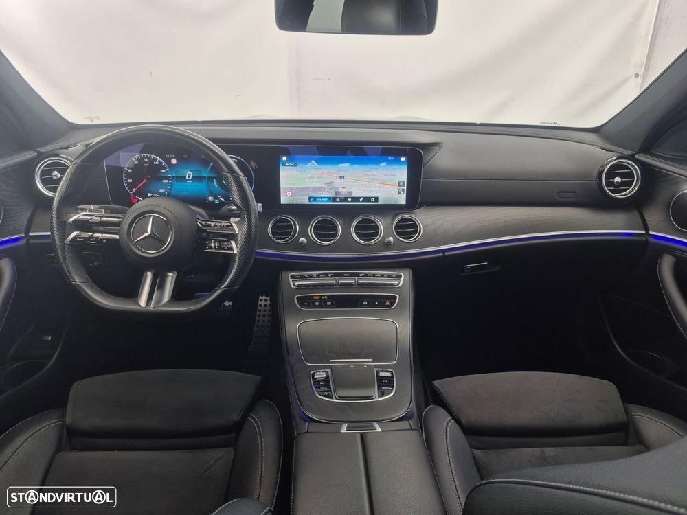 Mercedes-Benz E 220 d AMG Line - 12