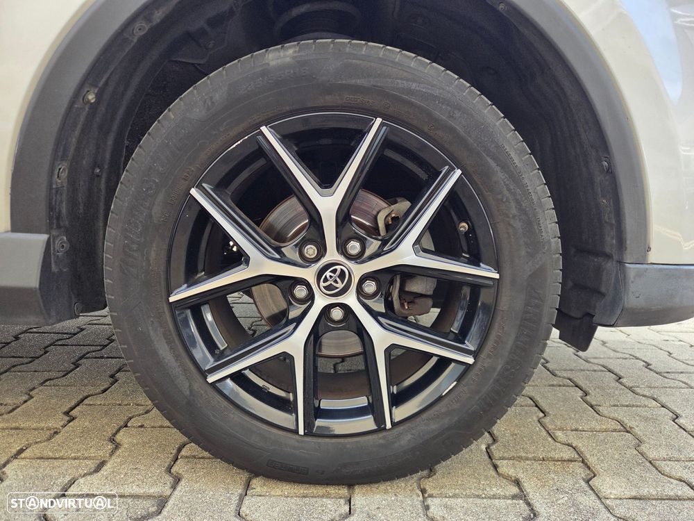 Toyota RAV4 2.0 D-4D Comfort - 27