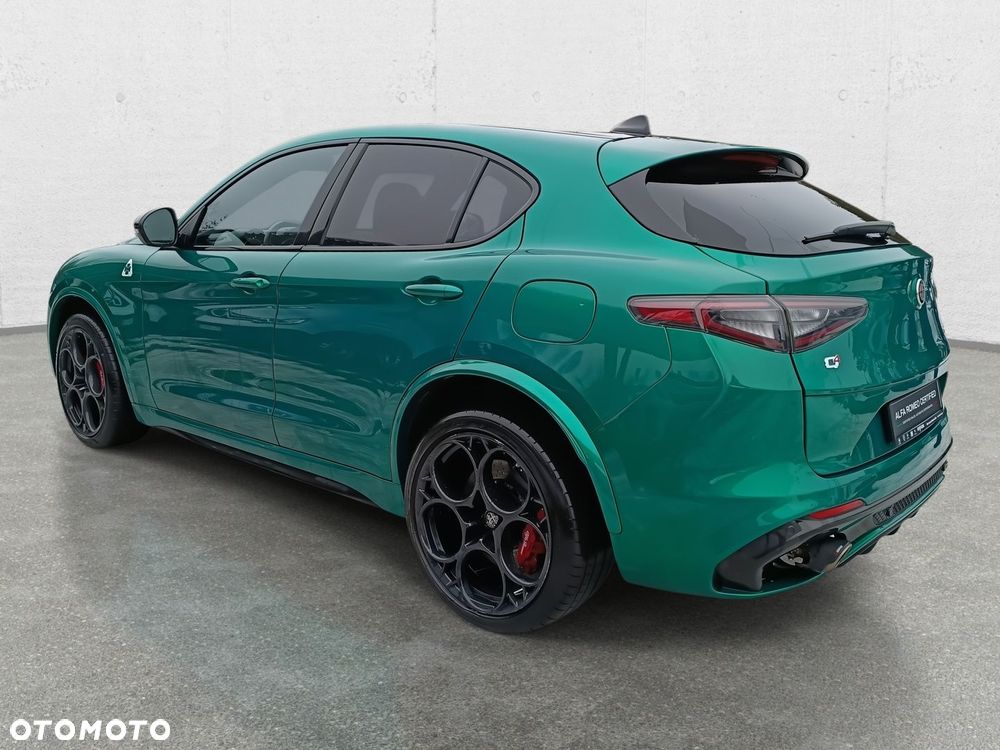 Alfa Romeo Stelvio 2.9 V6 Bi-Turbo Quadrifoglio Q4 - 3