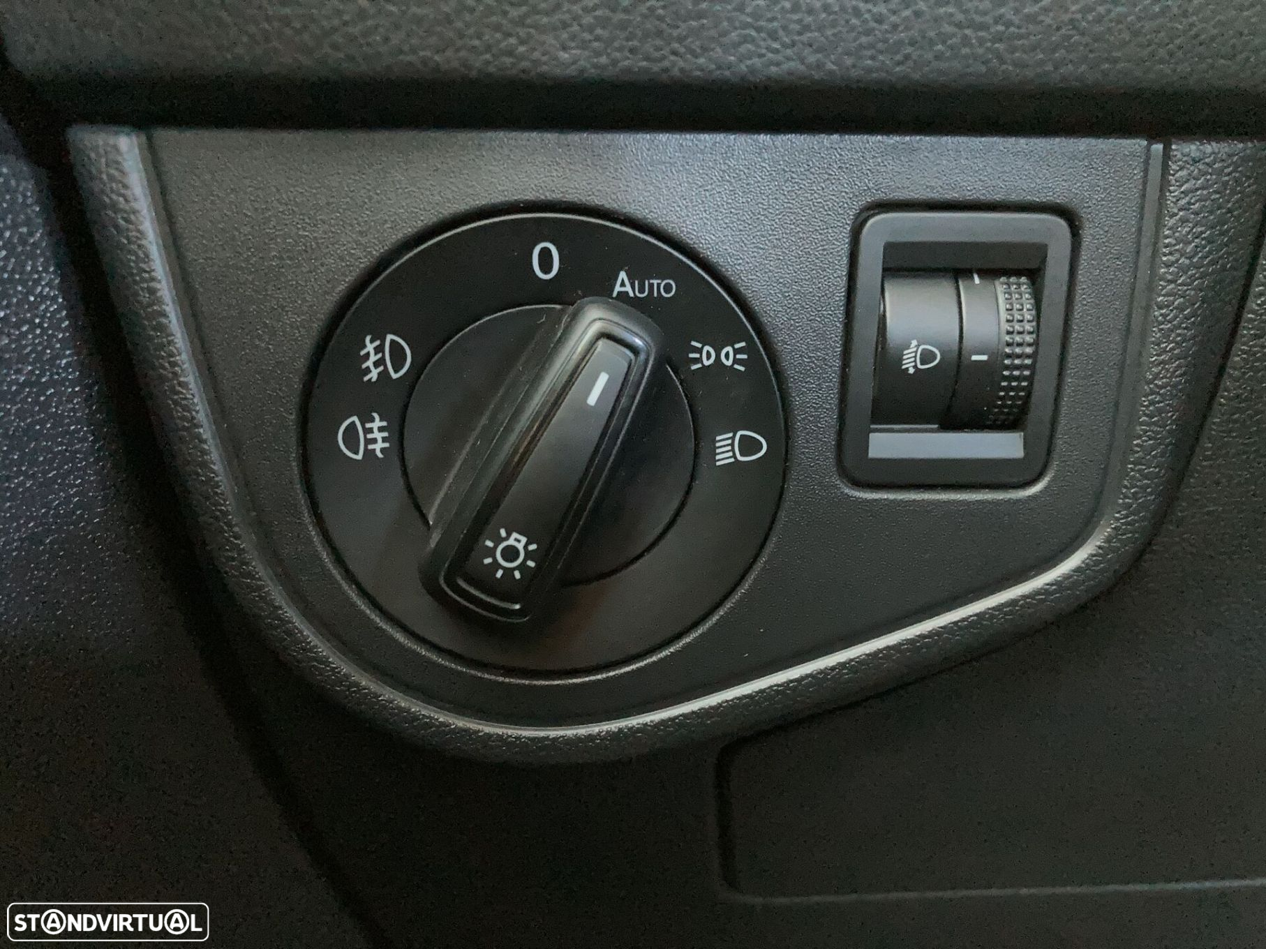 VW Polo 1.0 TSI Life DSG - 12