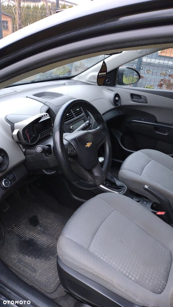 Chevrolet Aveo 1.2 LS+ - 9