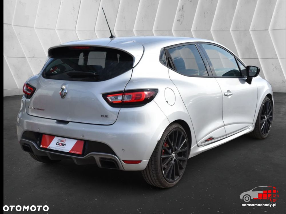 Renault Clio - 10
