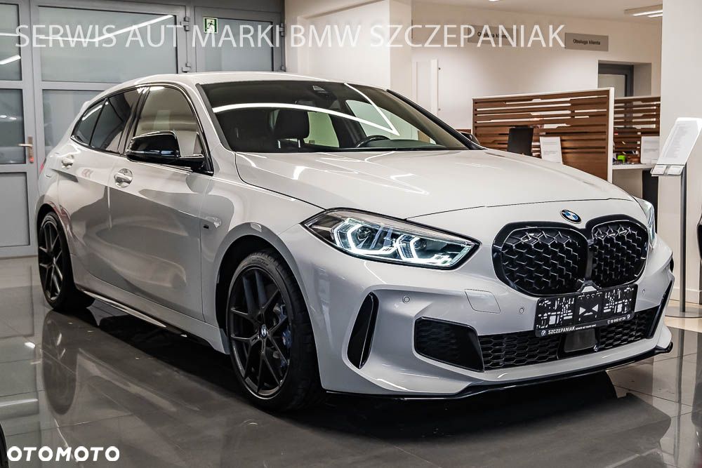 BMW Seria 1 M135i xDrive Edition Colorvision