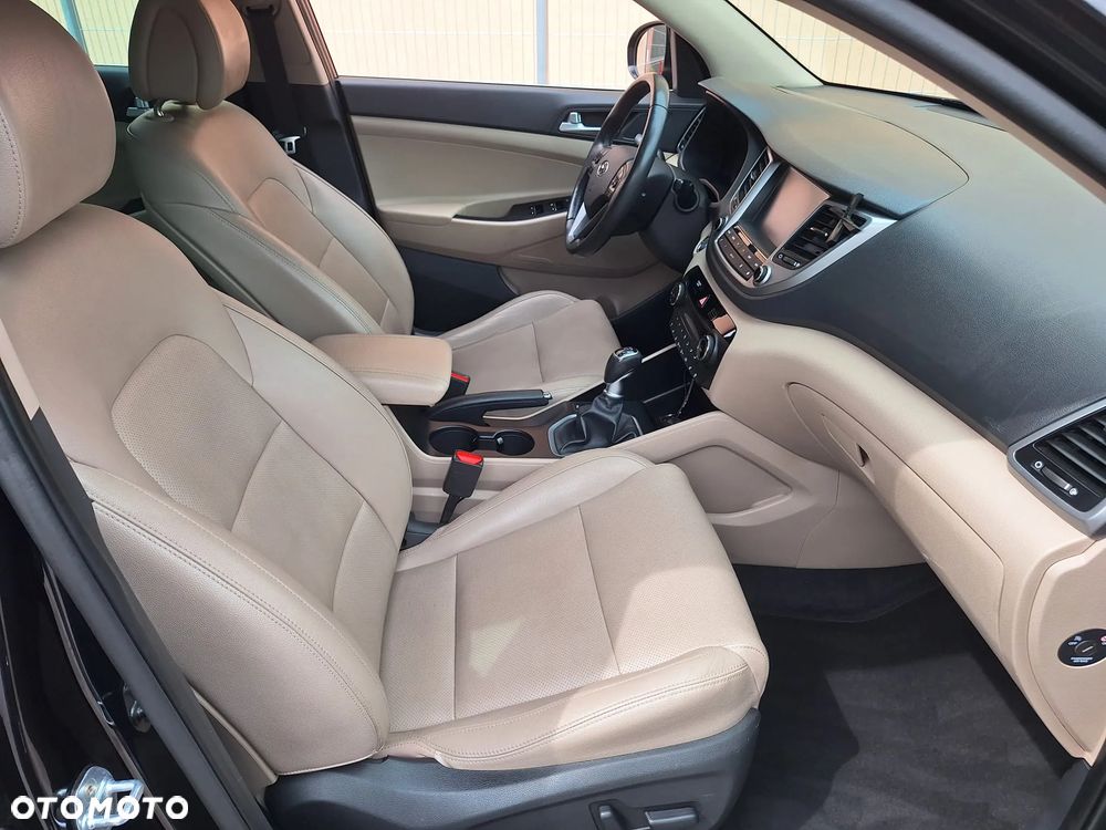Hyundai Tucson 2.0 CRDI GO 4WD - 22