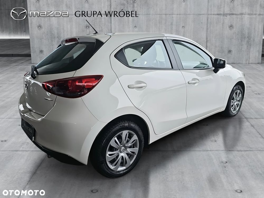 Mazda 2 - 5