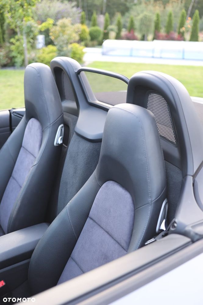 Porsche Boxster - 31