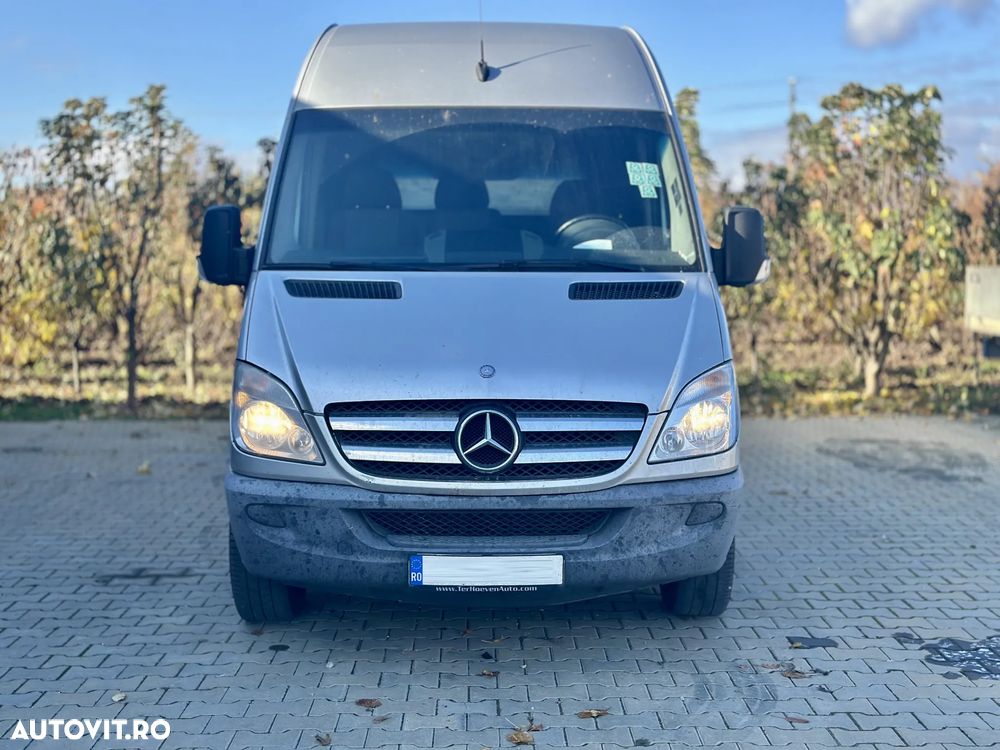 Mercedes-Benz SPRINTER 319 - 2