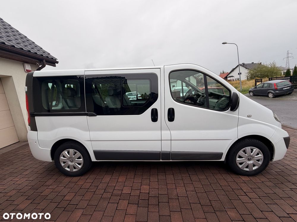 Renault Trafic - 15
