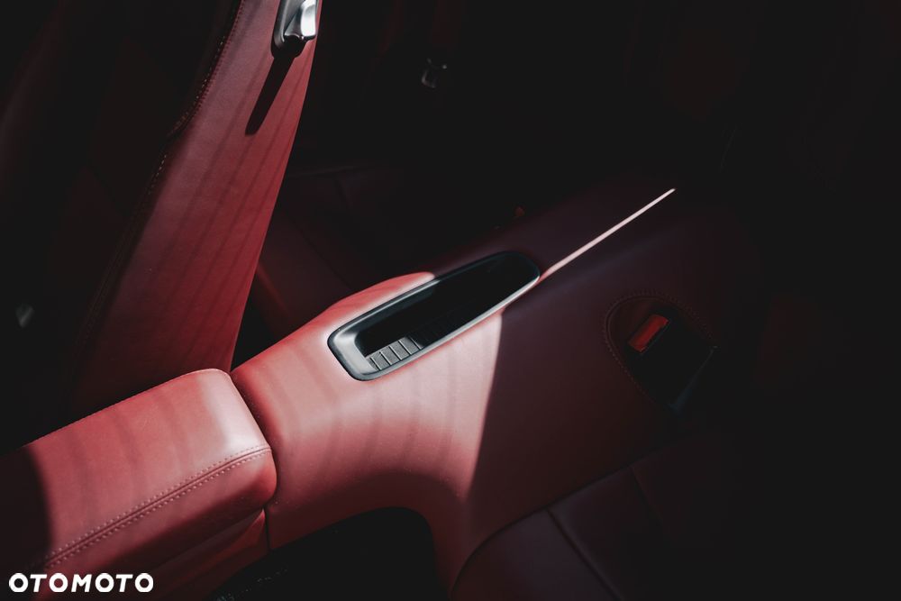 Porsche 911 Carrera 4S PDK - 30