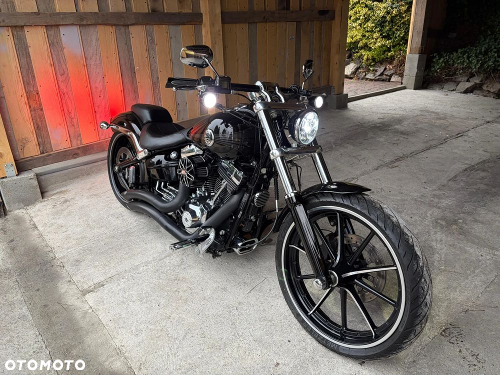 Harley-Davidson FXSB Breakout - 27