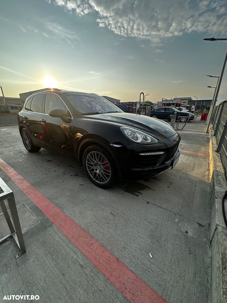 Porsche Cayenne Turbo V8 4.8L Aut. - 1