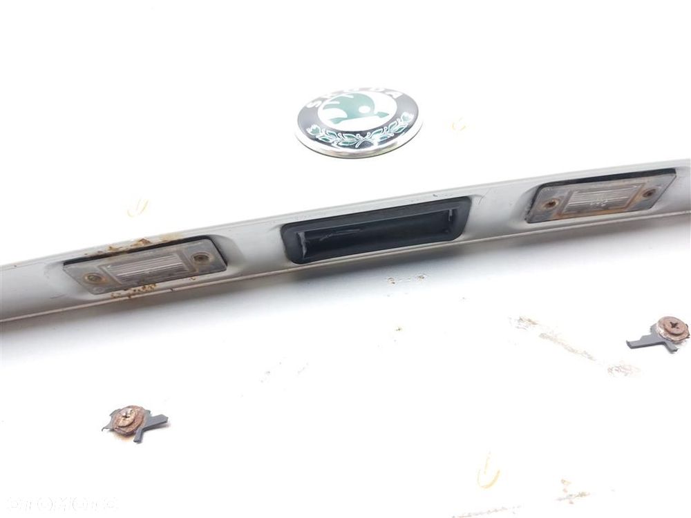 Klapa tył tylna BAGAŻNIKA SKODA FABIA I 1999-2008 SEDAN LF7T SREBRNY - 5