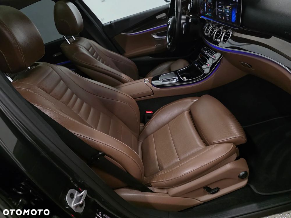 Mercedes-Benz Klasa E 300 de 9G-TRONIC AMG Line - 19