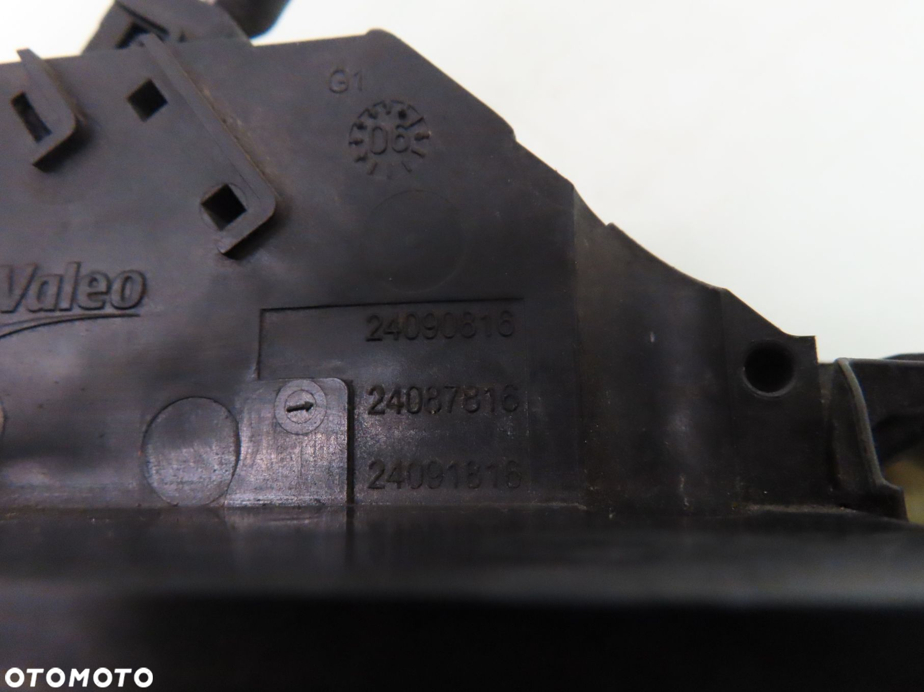 ZAMEK LEWY PRZEDNI PEUGEOT 207 24090816 6 PIN - 5